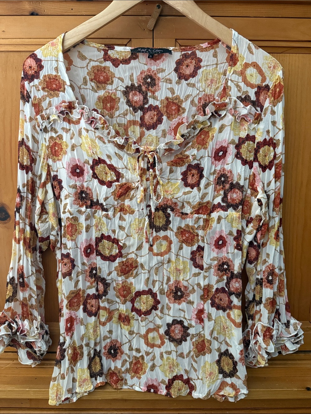 Violet & Claire Floral Ruffle Blouse, XL, Side Zip